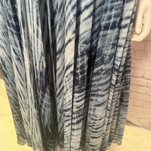 Michael Kors Tie Dye Georgette Halter Dress - Picture 4 of 6